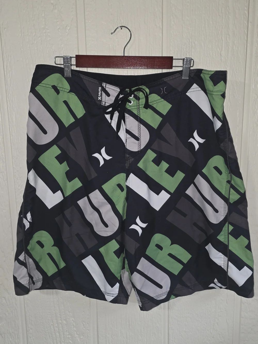 Men's Hurley Black Swim Board Shorts, Size XL